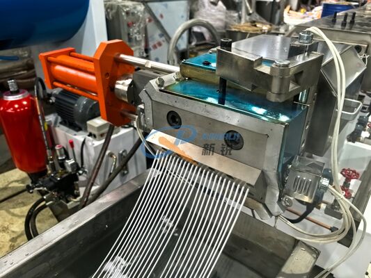 Linia produkcyjna 500 kg/h TPR TPE do chłodzenia wodnym strun pelletyzujących