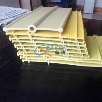 155kg / H 300mm Maszyna do produkcji taśm wodnych z miękkiego PVC