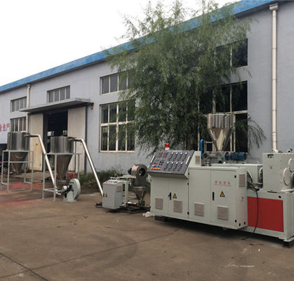 Maszyna do recyklingu odpadów z tworzyw sztucznych o mocy 150 kW