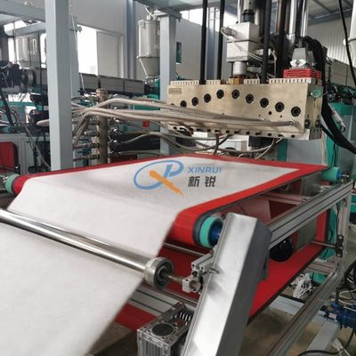 Maszyna do produkcji włókniny o gramaturze 25 g / m2